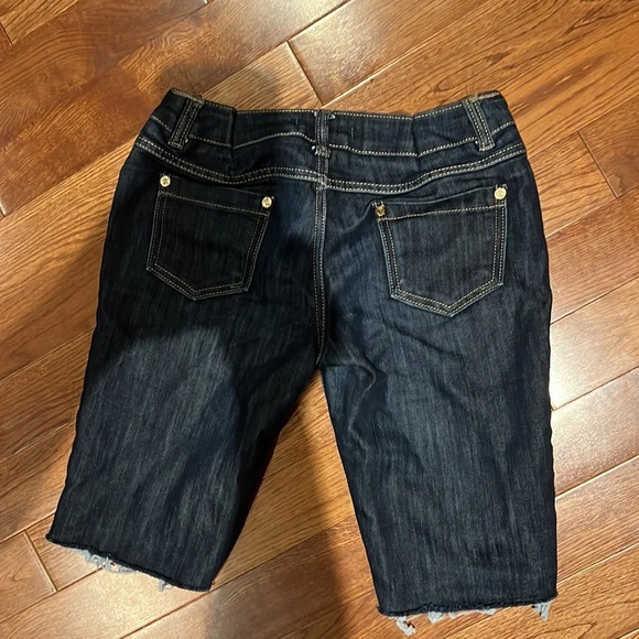 Roberto Cavalli  Made in Italy Denim shorts Fringe Detail Sz 30/34 - Picture 6 of 17